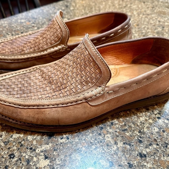 TOMMY BAHAMA, BROOKS BAY, MENS, LEATHER WEAVE LOAFER IN CARAMEL BROWN. SIZE 12M - Picture 3 of 9